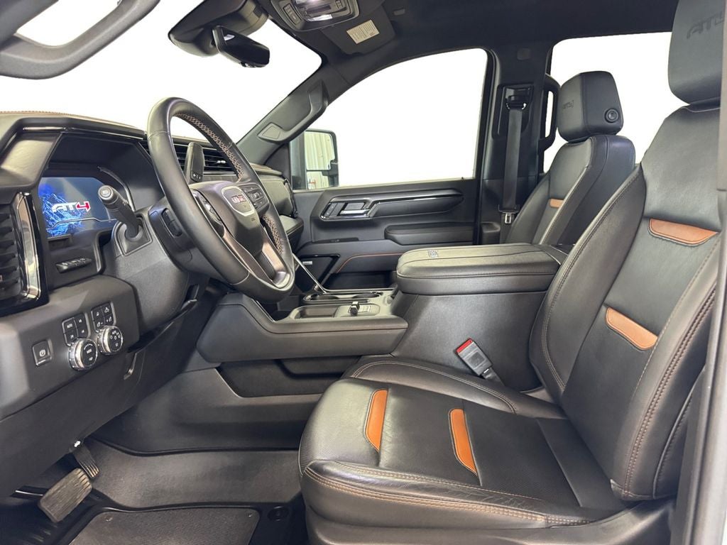 2024 GMC Sierra 2500HD 4WD Crew Cab Long Bed AT4