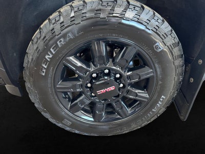 2024 GMC Sierra 2500HD 4WD Crew Cab Long Bed AT4