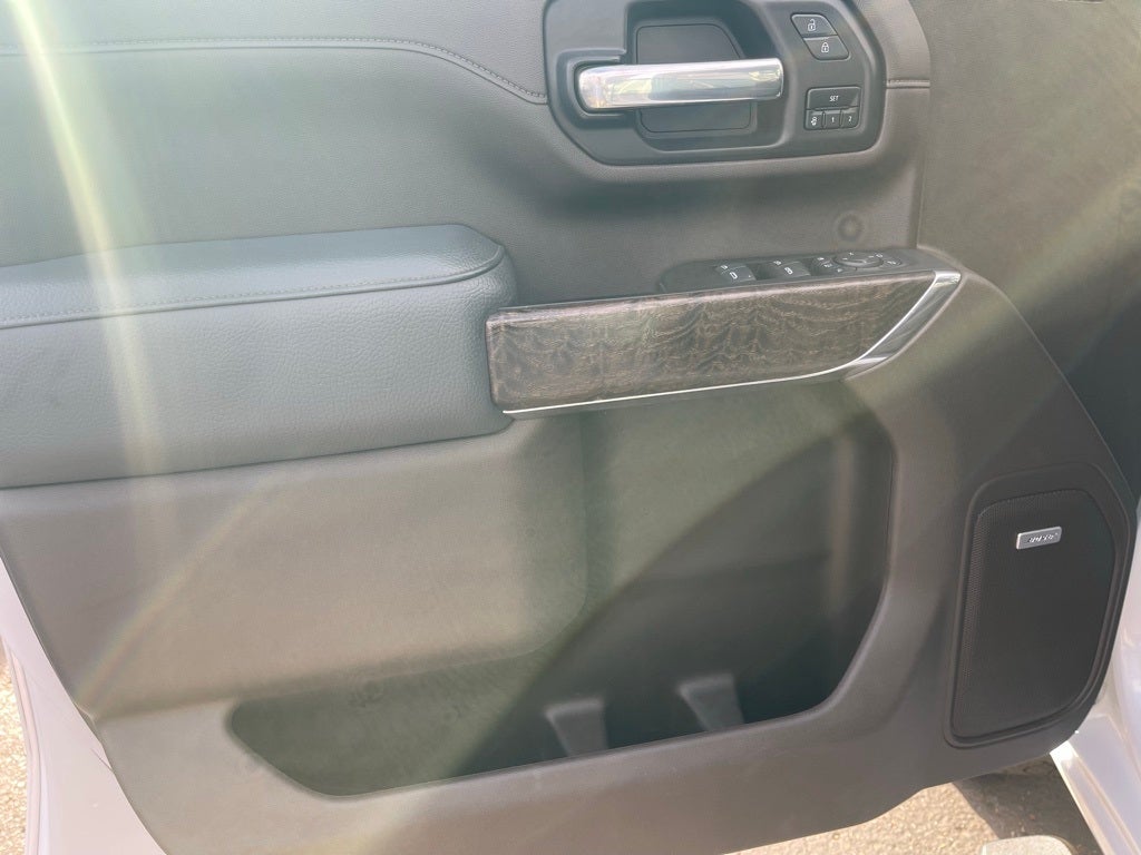 2023 GMC Sierra 2500HD 4WD Crew Cab Standard Bed Denali