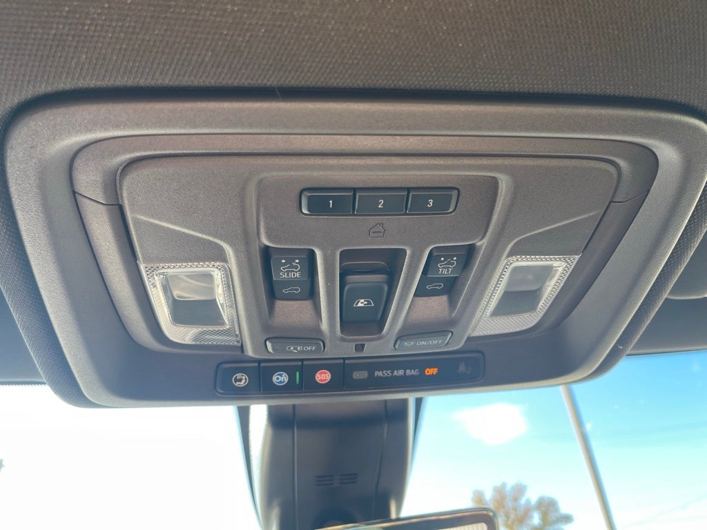 2023 GMC Sierra 2500HD 4WD Crew Cab Standard Bed Denali