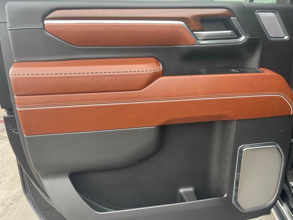 2024 GMC Sierra 3500HD Denali Ultimate