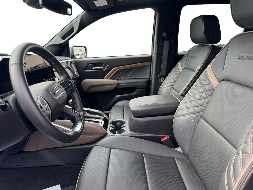 2024 GMC Canyon 4WD Denali