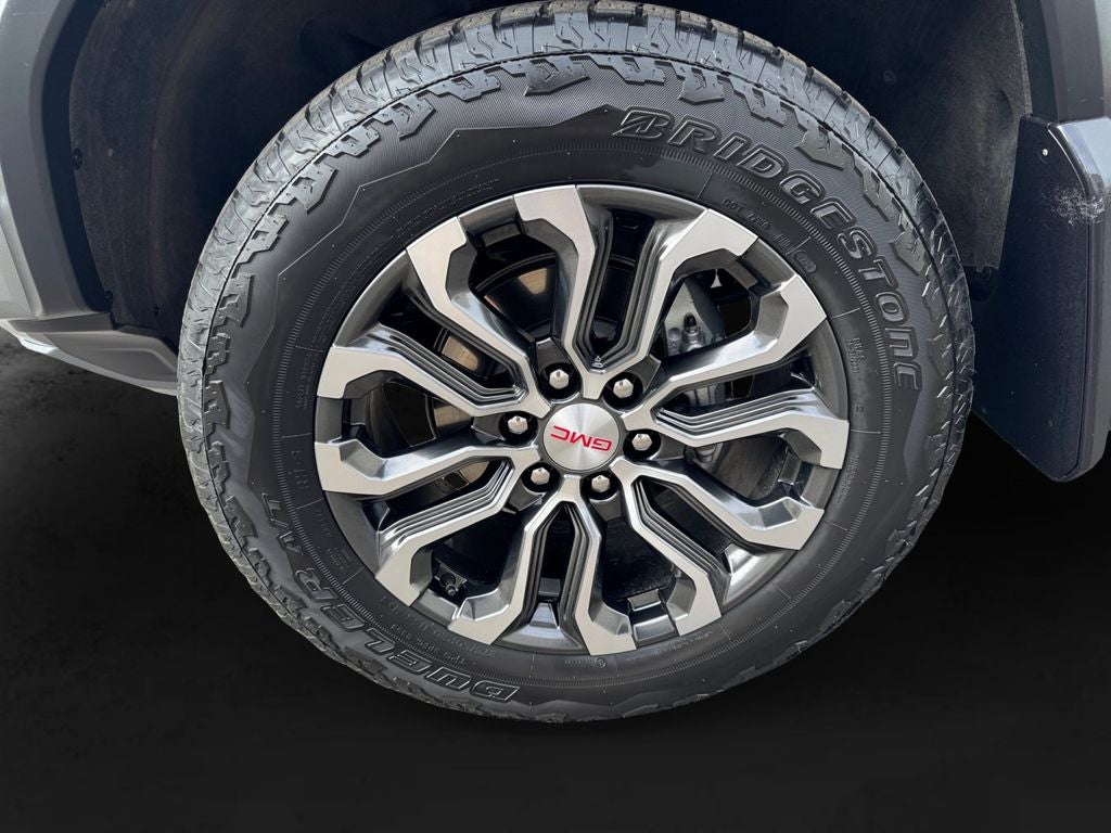 2024 GMC Canyon 4WD Denali
