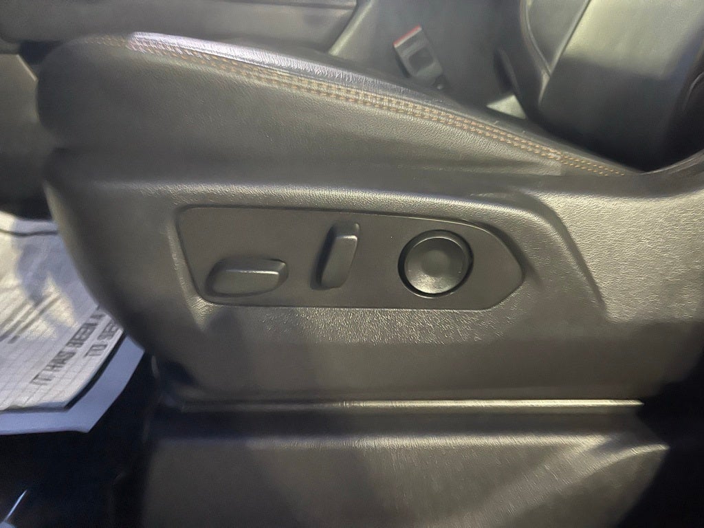 2023 GMC Sierra 1500 4WD Crew Cab Short Box AT4