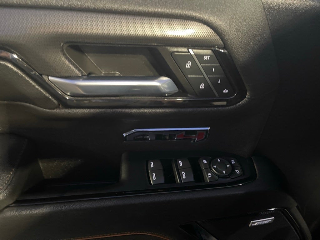 2023 GMC Sierra 1500 4WD Crew Cab Short Box AT4