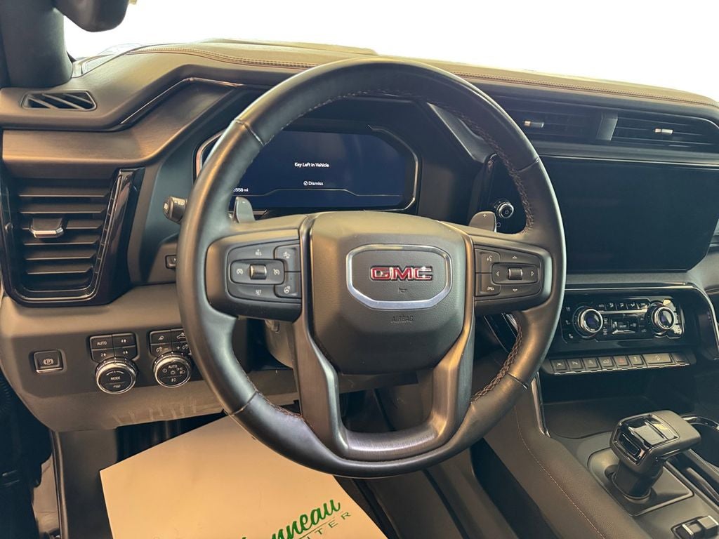 2024 GMC Sierra 1500 4WD Crew Cab Short Box AT4