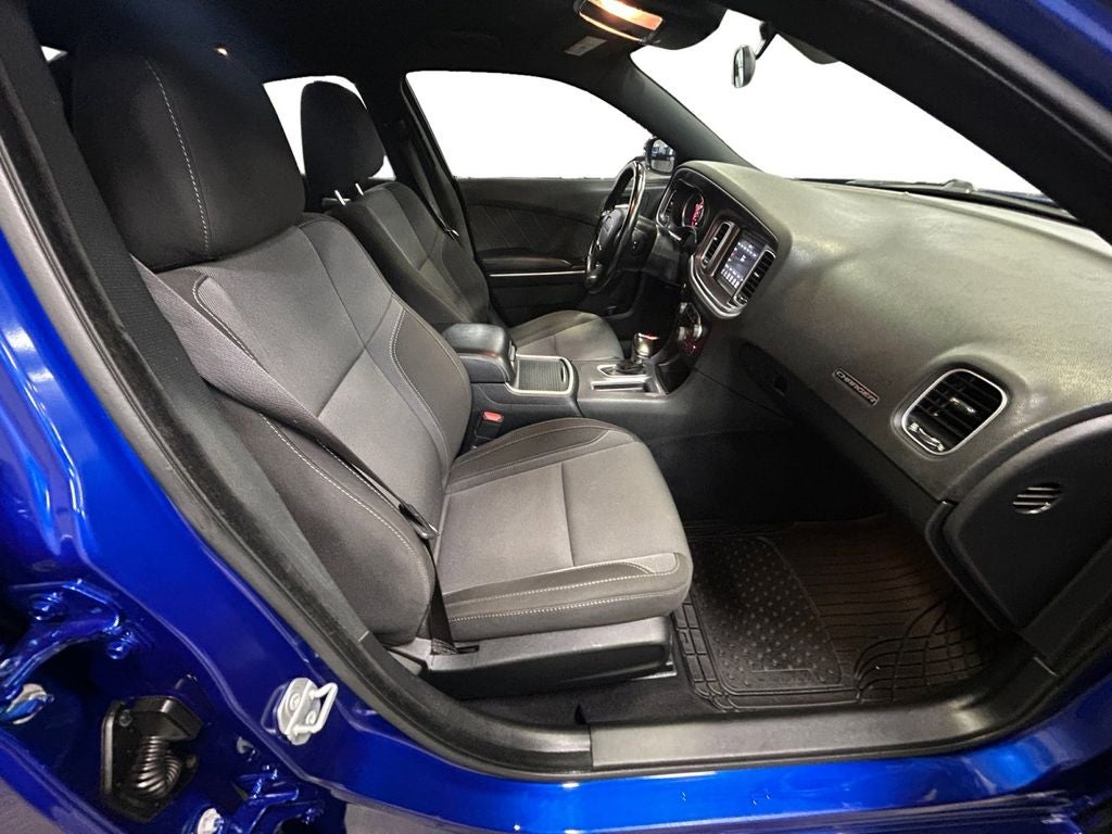 2020 Dodge Charger SXT RWD