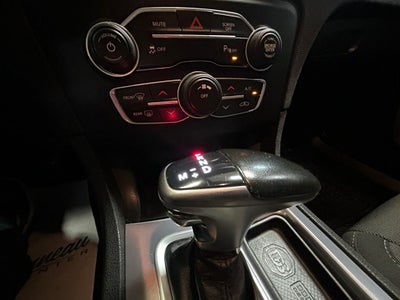 2020 Dodge Charger SXT RWD
