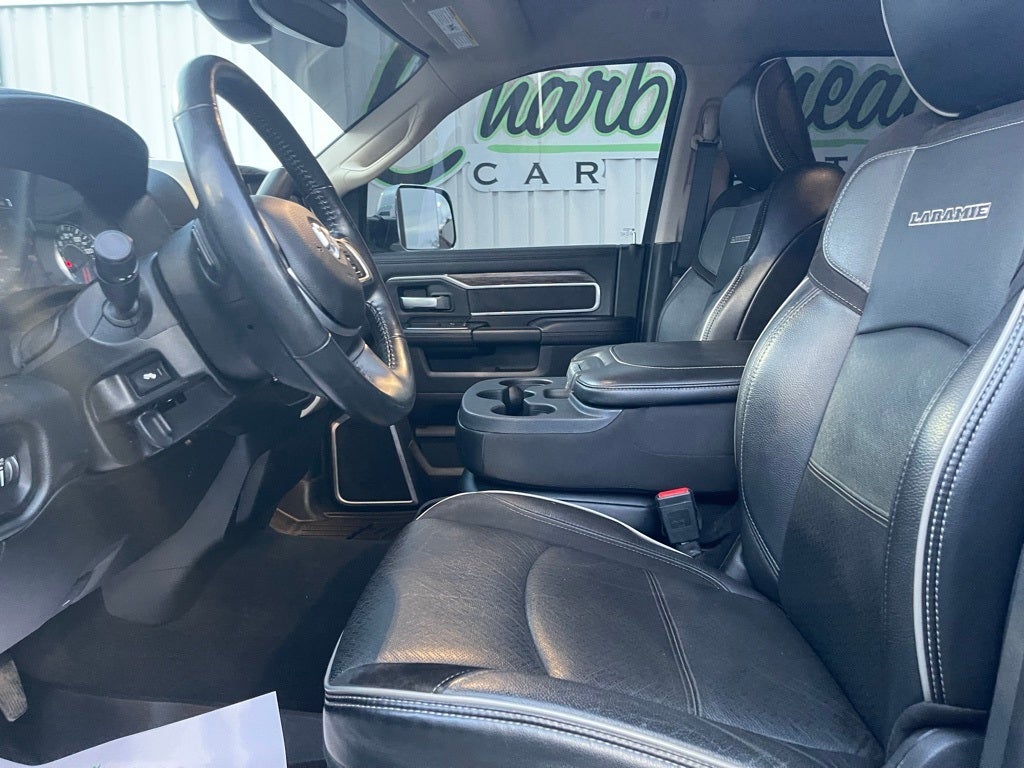2020 RAM 2500 Laramie Crew Cab 4X4 6'4' Box