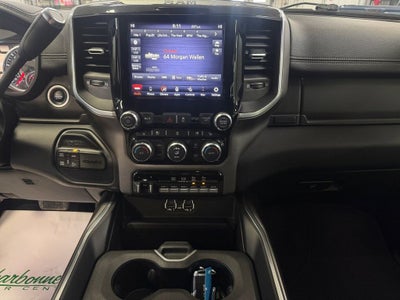 2020 RAM 2500 Laramie Crew Cab 4x4 6'4' Box