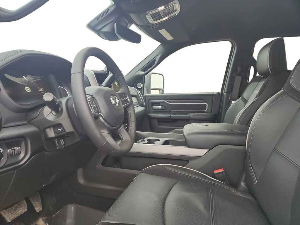 2025 RAM 2500 Laramie Crew Cab 4x4 8' Box