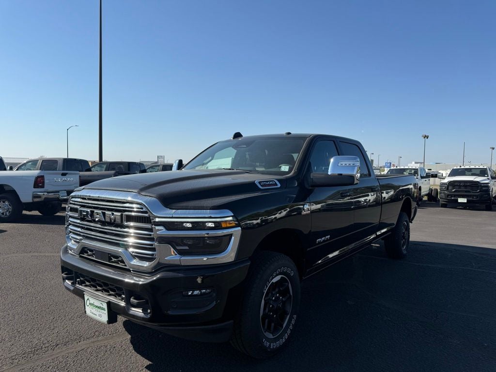 2025 RAM 2500 Laramie Crew Cab 4x4 8' Box