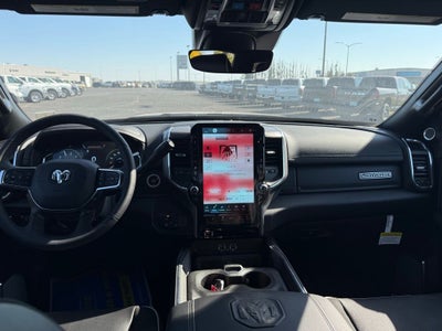 2025 RAM 2500 Laramie Crew Cab 4x4 8' Box