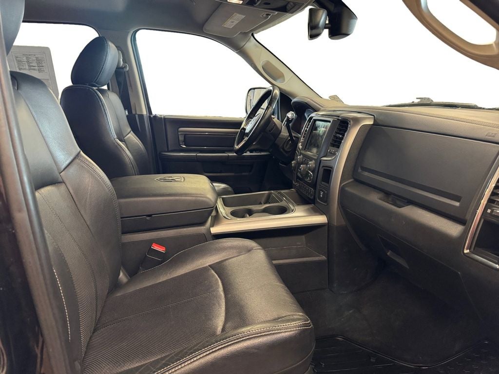 2018 RAM 2500 Laramie Mega Cab 4x4 6'4' Box