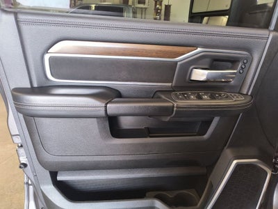 2024 RAM 2500 Laramie Crew Cab 4x4 6'4' Box