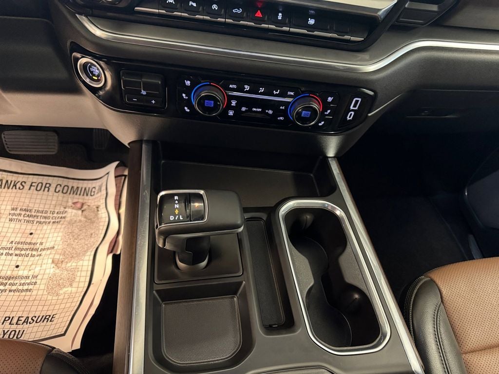 2023 Chevrolet Silverado 1500 4WD Crew Cab Short Bed High Country