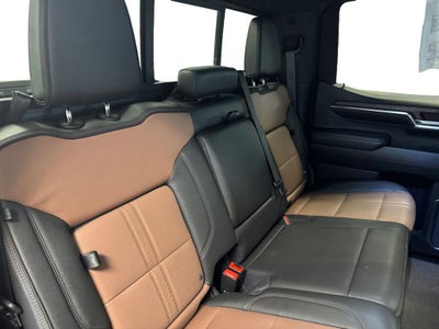 2023 Chevrolet Silverado 1500 4WD Crew Cab Short Bed High Country