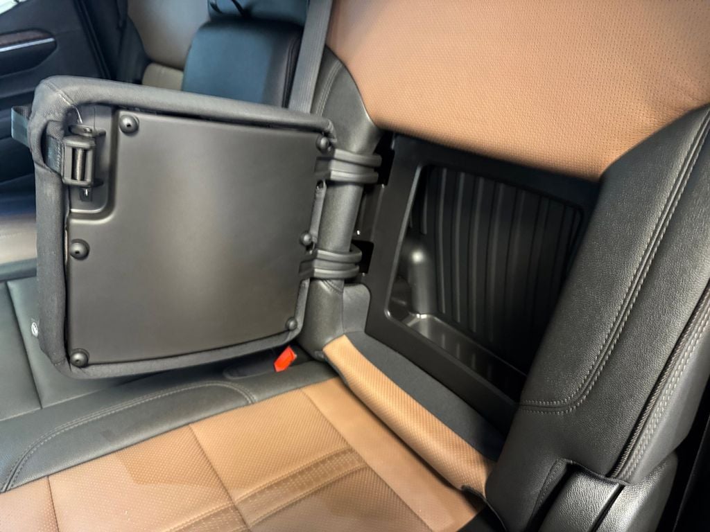 2023 Chevrolet Silverado 1500 4WD Crew Cab Short Bed High Country