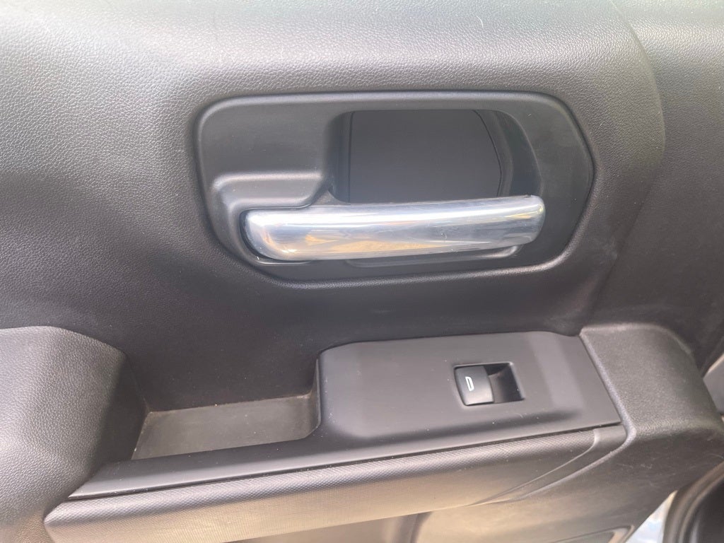 2020 Chevrolet Silverado 1500 4WD Crew Cab Short Bed LT