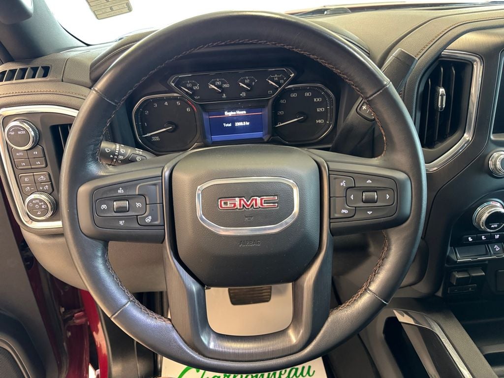 2022 GMC Sierra 1500 Limited 4WD Crew Cab Short Box AT4