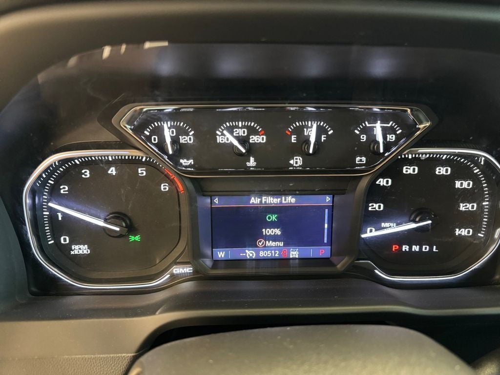 2022 GMC Sierra 1500 Limited 4WD Crew Cab Short Box AT4