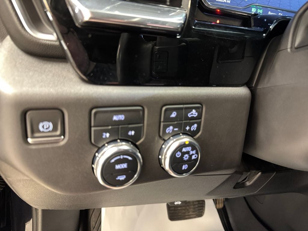 2023 GMC Sierra 1500 4WD Crew Cab Standard Box Elevation