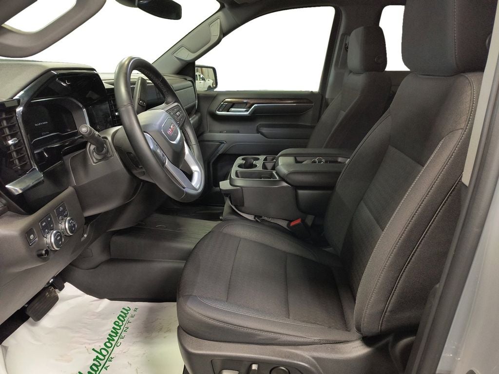 2024 GMC Sierra 1500 4WD Crew Cab Short Box Elevation with 3SB