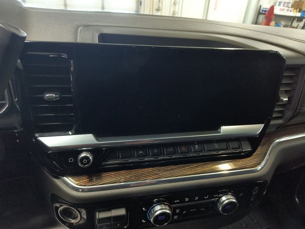 2024 GMC Sierra 1500 4WD Crew Cab Short Box Elevation with 3SB