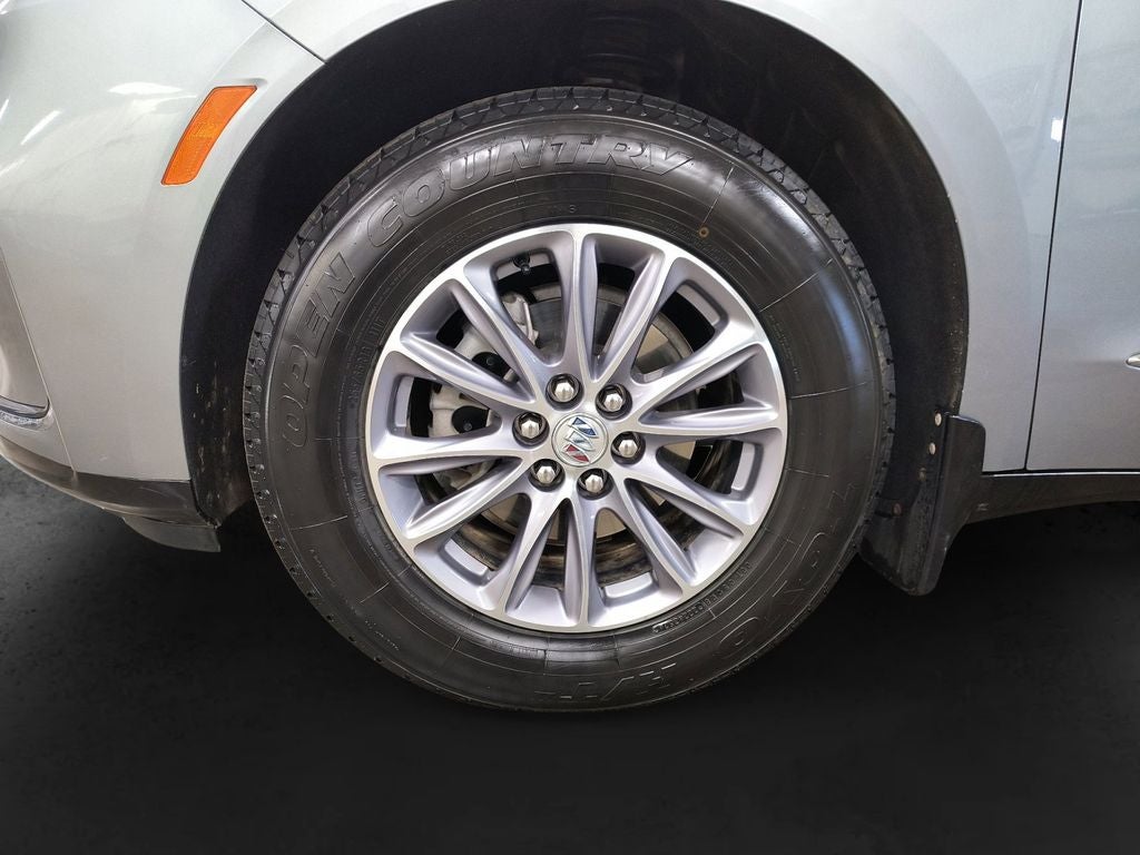 2023 Buick Enclave Essence AWD