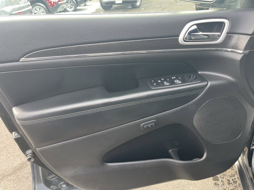 2018 Jeep Grand Cherokee Sterling Edition