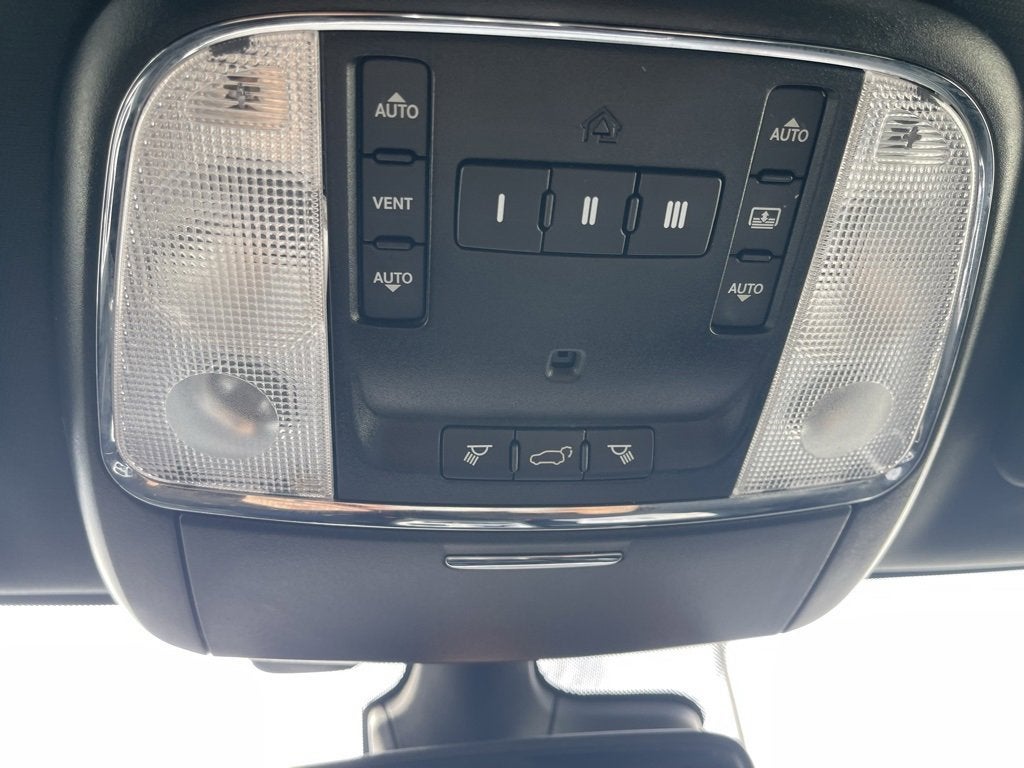 2018 Jeep Grand Cherokee Sterling Edition