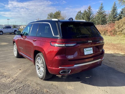2022 Jeep Grand Cherokee Summit