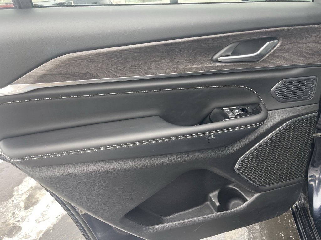 2023 Jeep Grand Cherokee L Overland