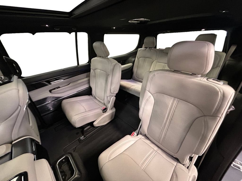 2026 Jeep Grand Wagoneer Summit Obsidian