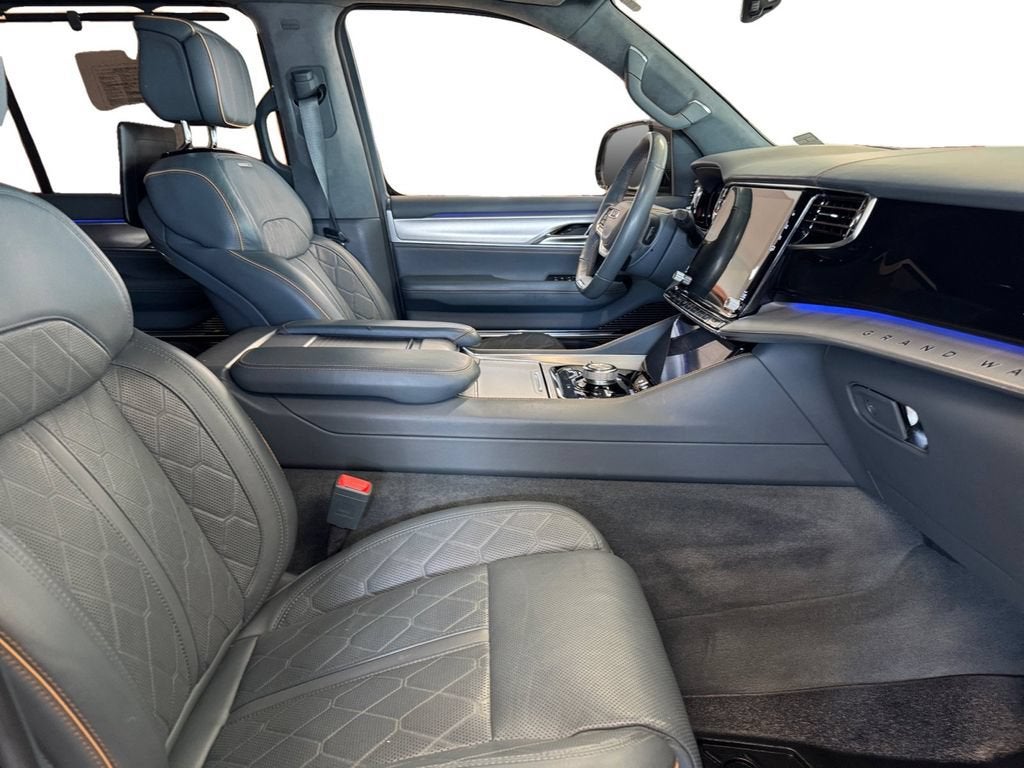 2022 Jeep Grand Wagoneer Series III