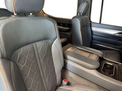 2022 Jeep Grand Wagoneer Series III