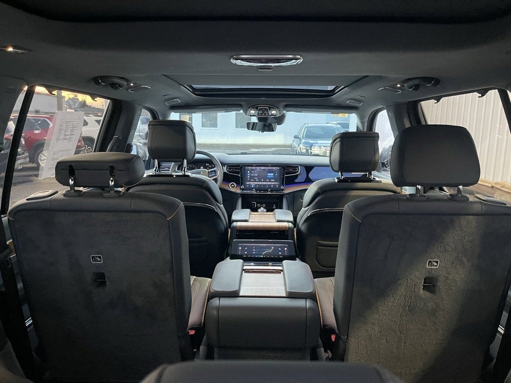 2024 Jeep Grand Wagoneer Series III