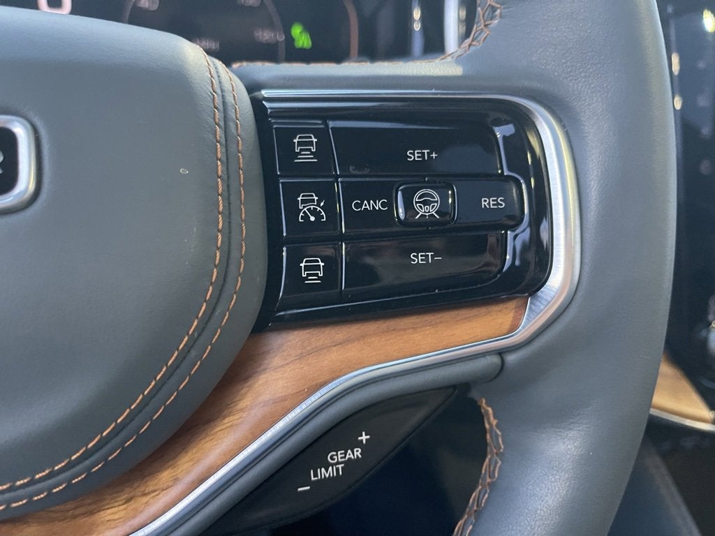 2024 Jeep Grand Wagoneer Series III