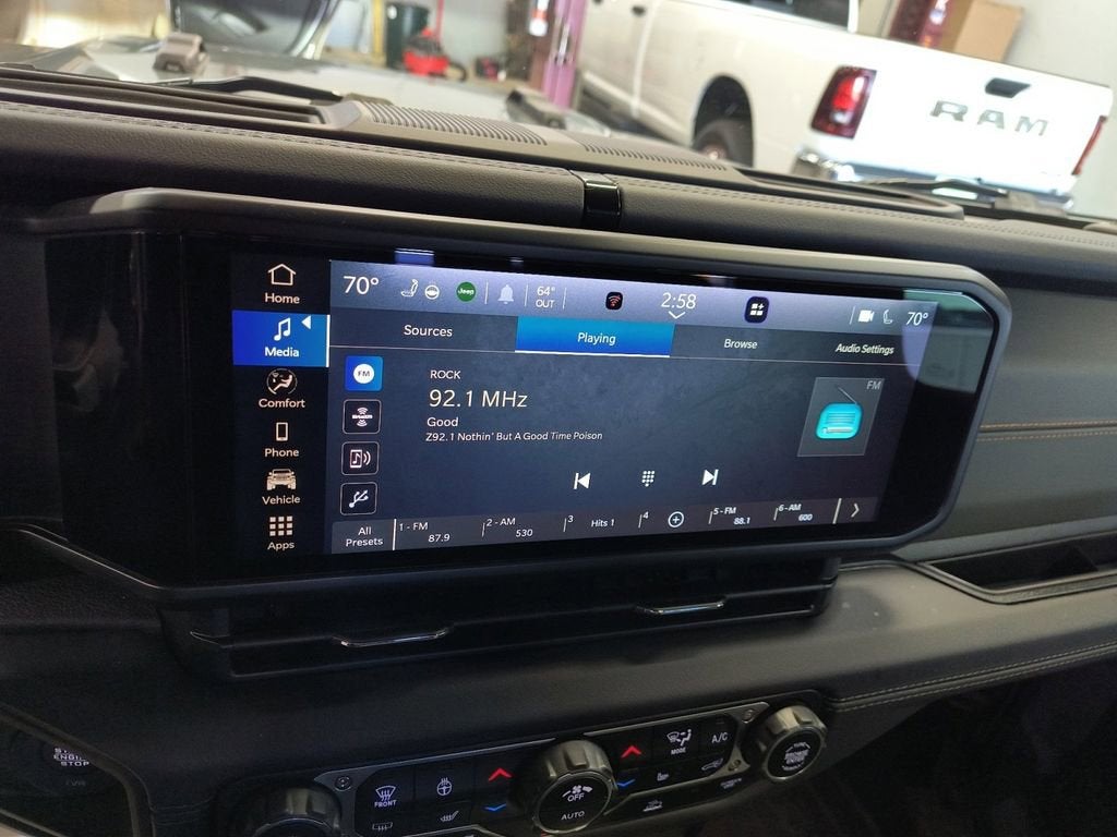 2024 Jeep Gladiator Mojave