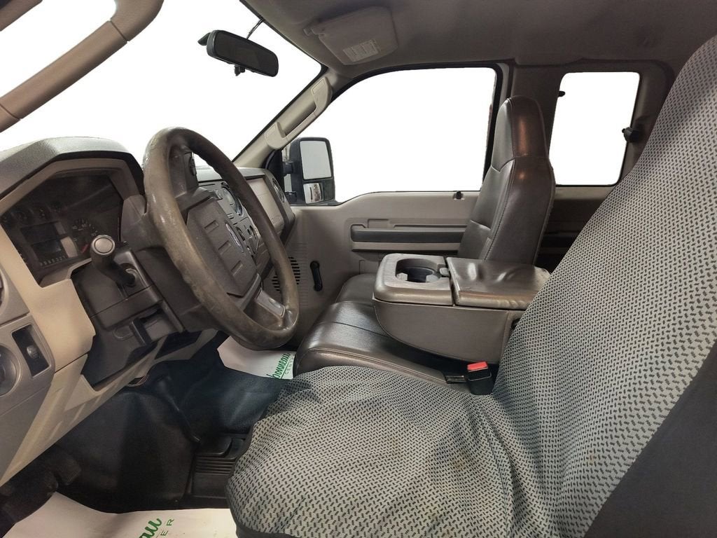 2009 Ford Super Duty F-250 SRW XL