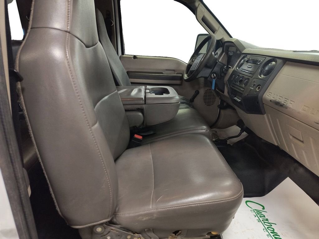 2009 Ford Super Duty F-250 SRW XL