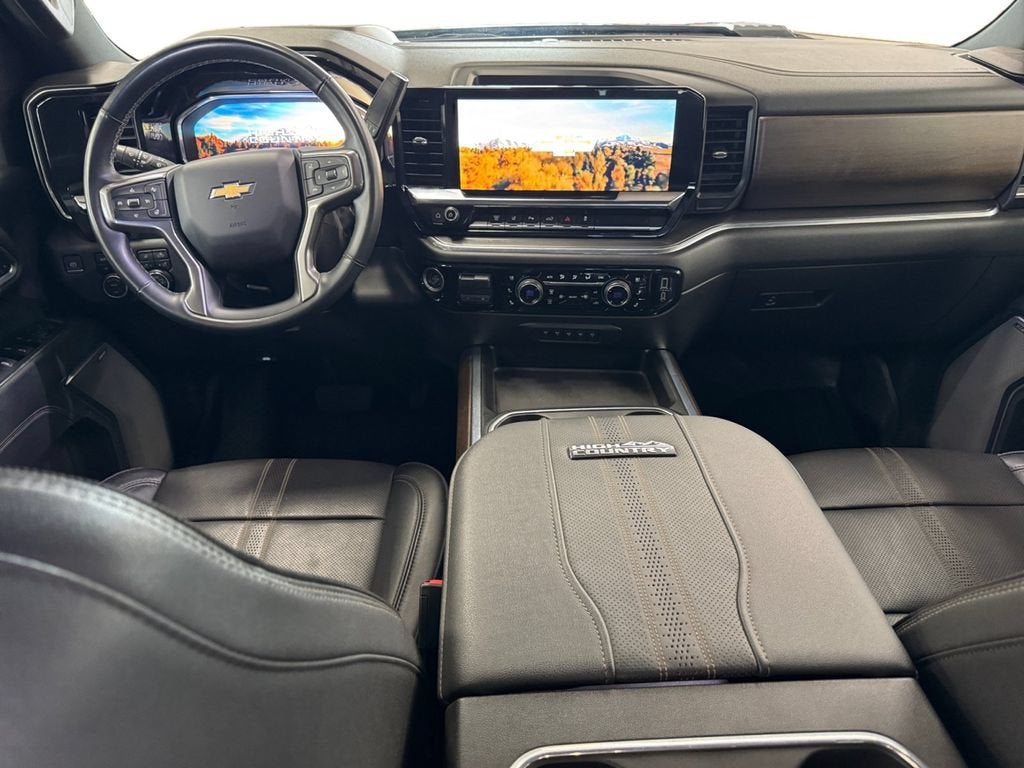 2024 Chevrolet Silverado 3500 HD High Country DRW