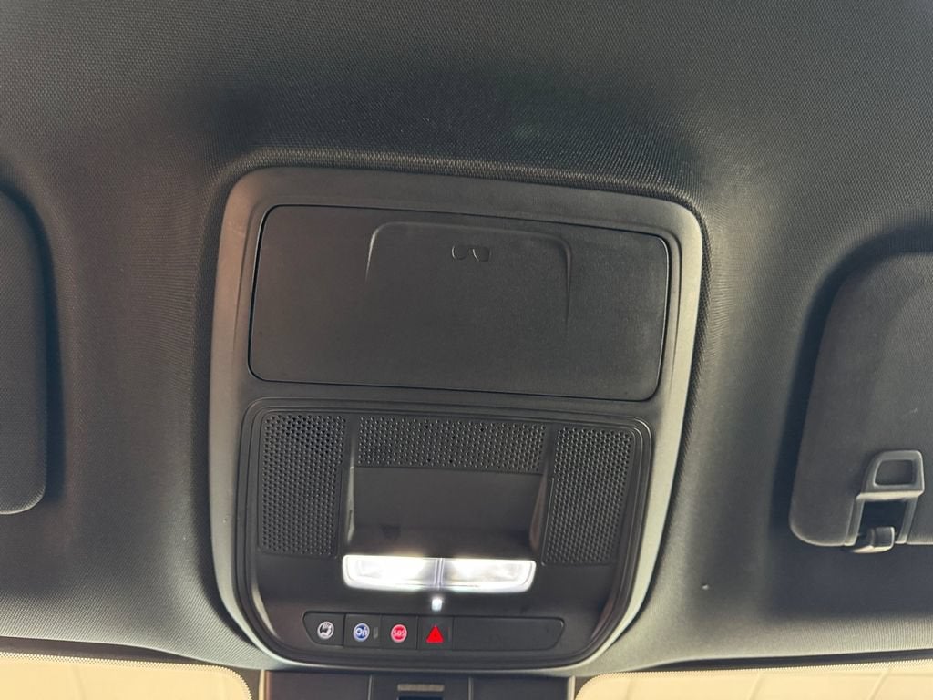 2024 GMC Acadia AT4