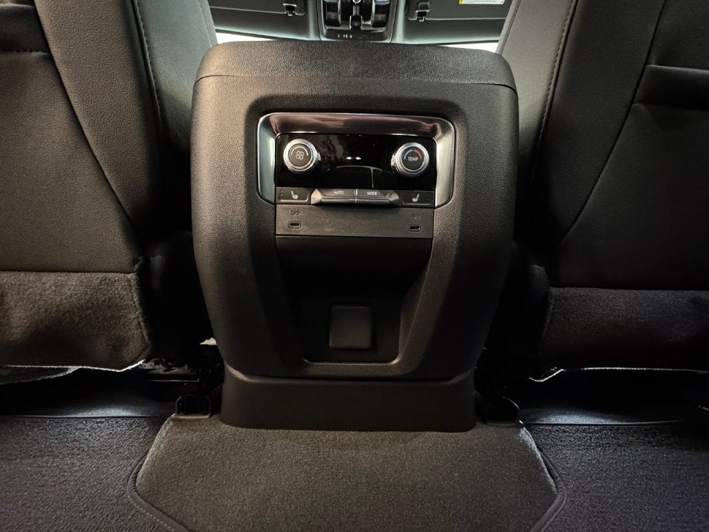 2027 GMC Yukon XL AT4