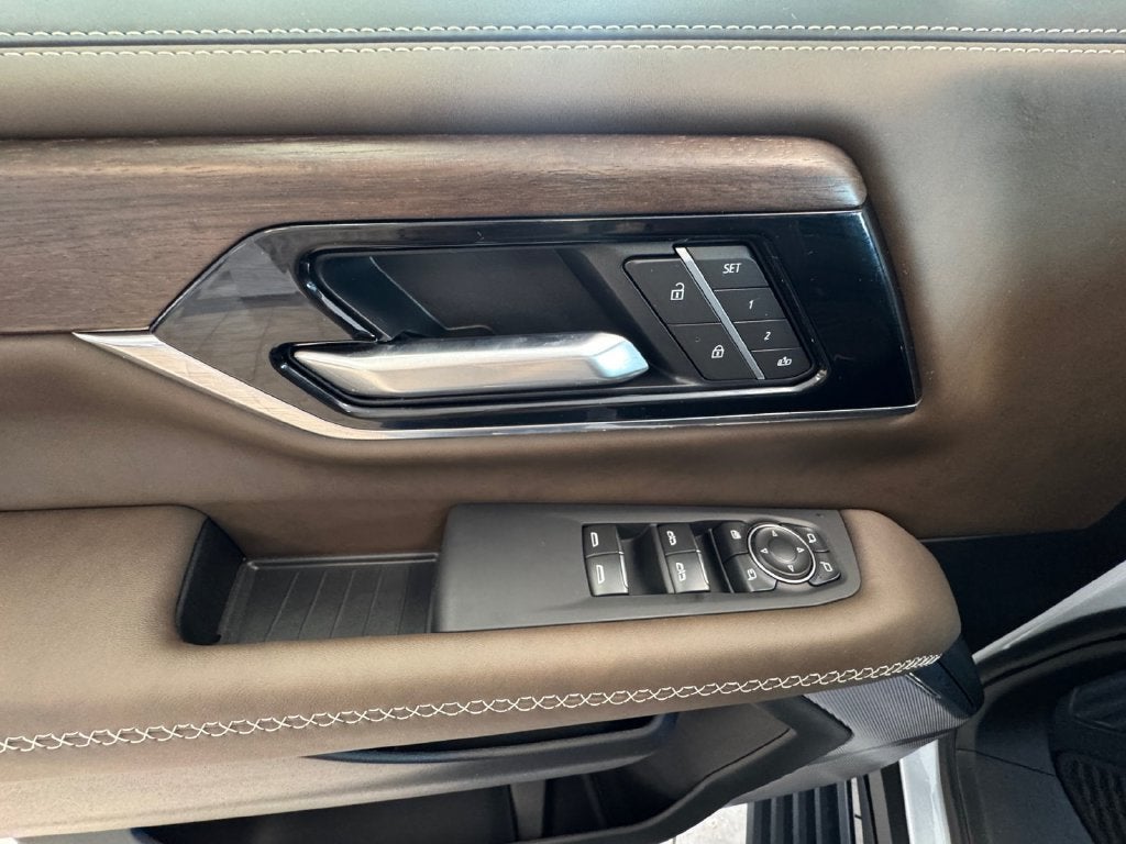 2027 GMC Yukon XL Denali Ultimate