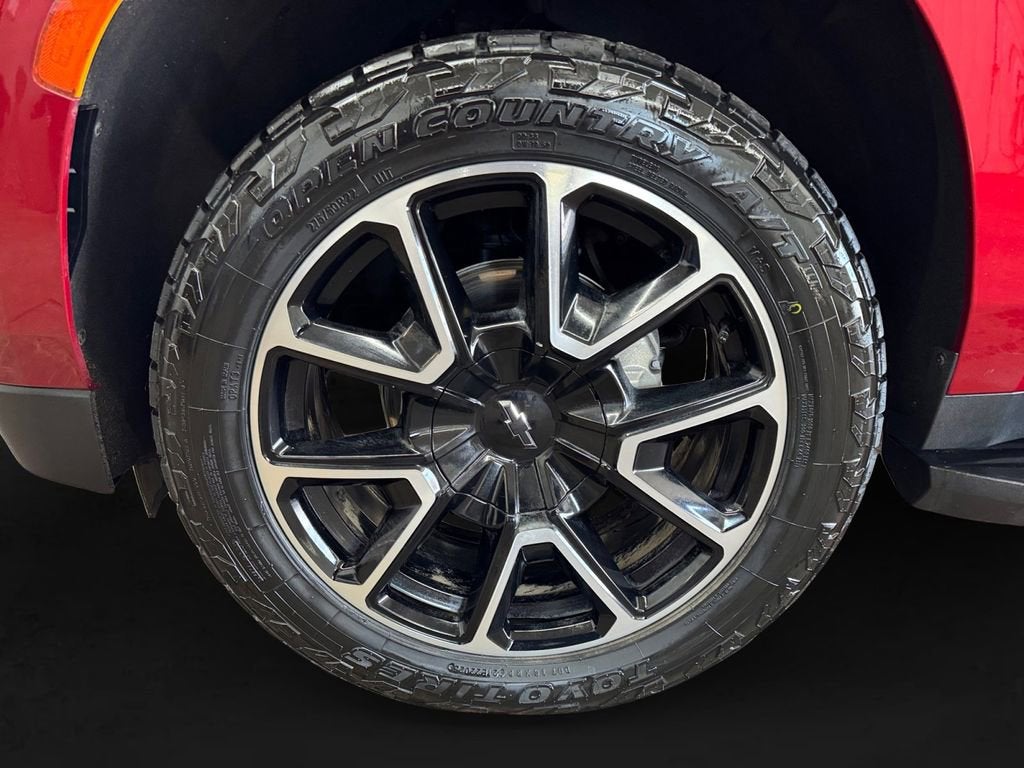 2023 Chevrolet Suburban RST