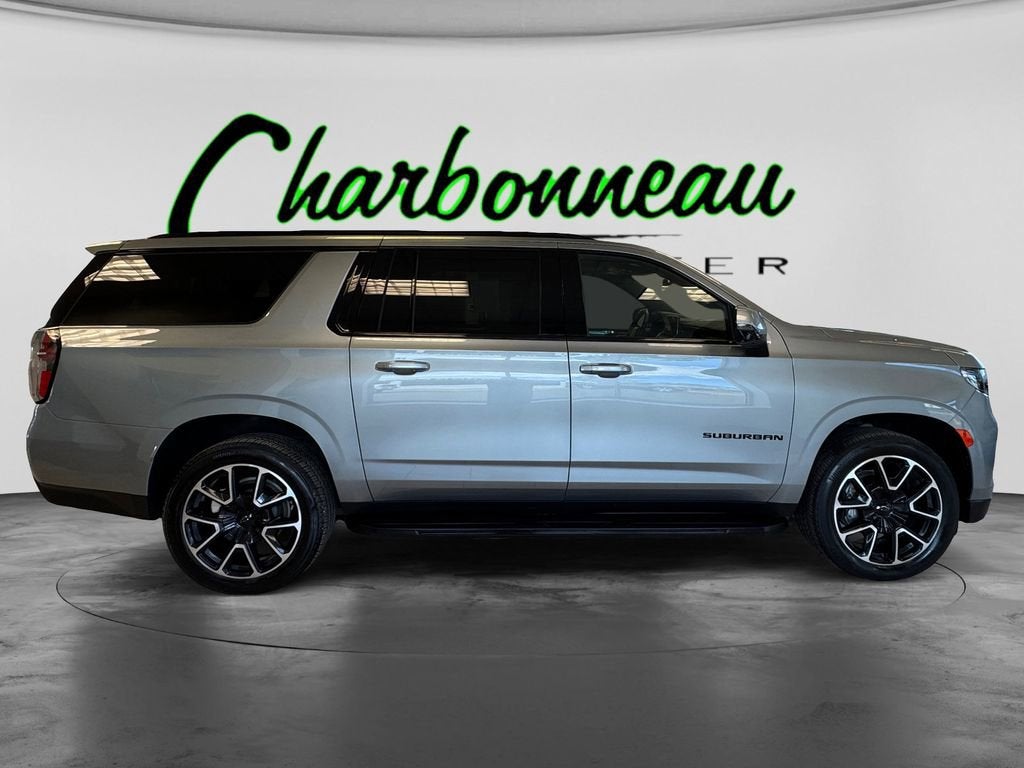 2023 Chevrolet Suburban RST