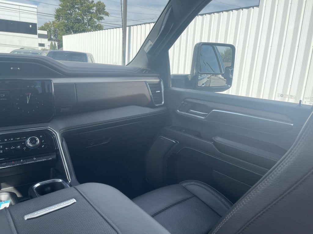 2024 GMC Sierra 3500 HD Denali