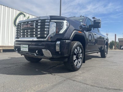 2024 GMC Sierra 3500 HD Denali