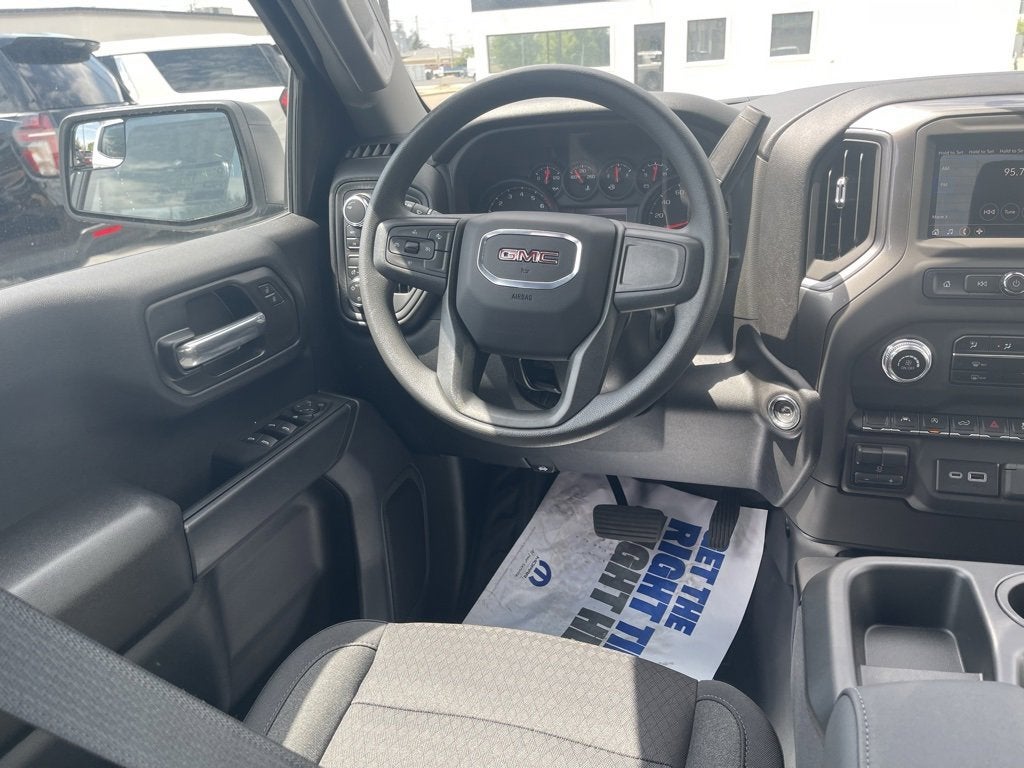 2025 GMC Sierra 1500 Pro